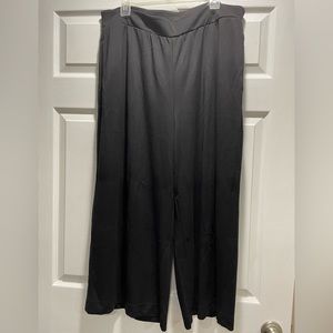 Lane Bryant black wide leg crop pants.